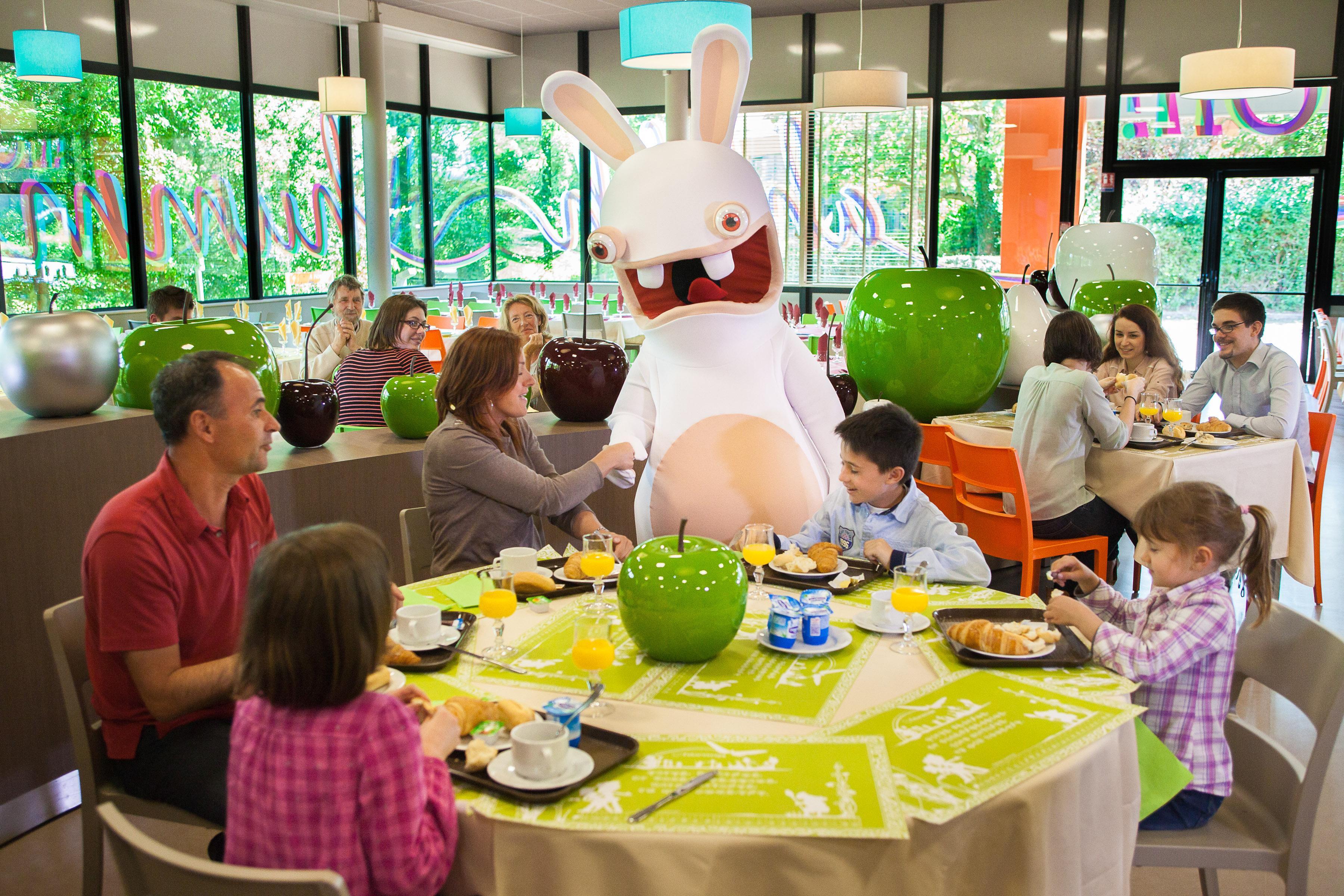 Du Futuroscope Hotel Chasseneuil-du-Poitou Esterno foto